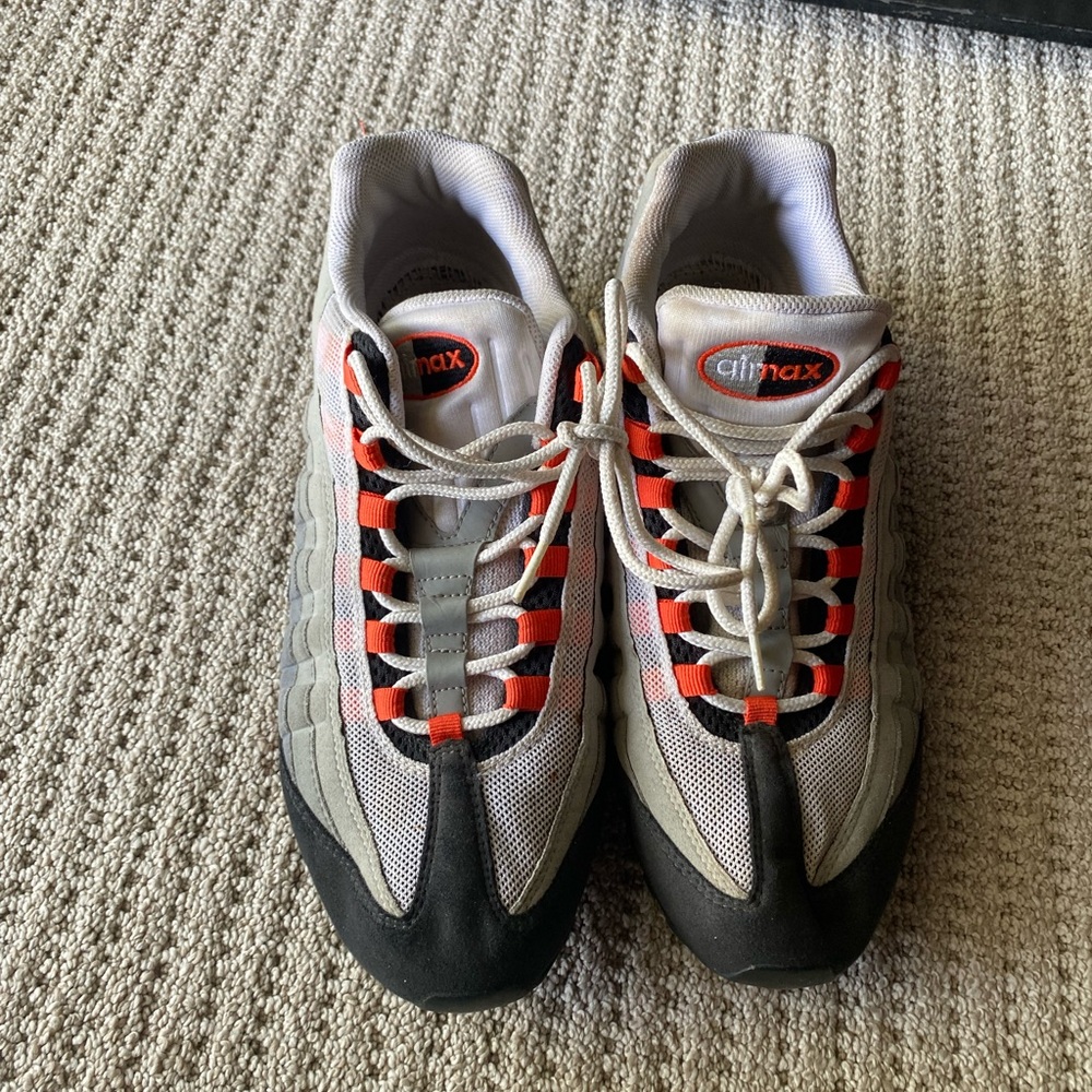 Nike Air Max 95 Sneakers - Gray, Black, and Red - Picture 2 of 7